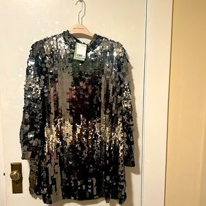 Silver sequined retro cut dress size L